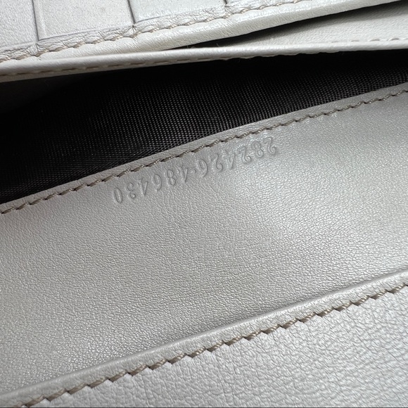 Gucci Wallet - Picture 7 of 10